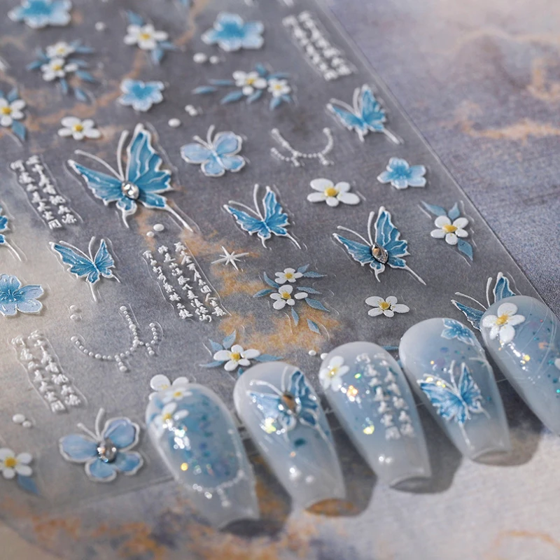 Blaue Schmetterling Blumen glänzende Strass 3d selbst klebende Nail Art Aufkleber chinesischen Stil polarisierte Maniküre Aufkleber Großhandel