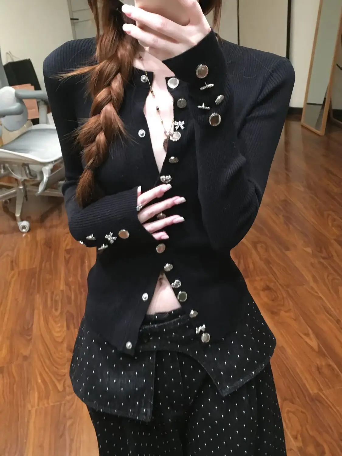 Niche Design Studded Long Sleeve Cardigan Women Autumn Winter Heavy Craft Slim Cropped Inner Base Layer Tops