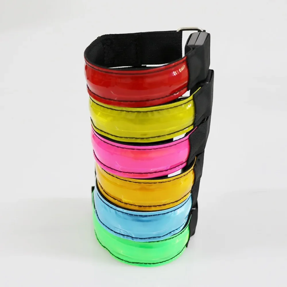 LED 発光ナイトランニングアームバンドブレスレット発光アームバンドアウトドアスポーツ反射安全ベルト自転車サイクリング