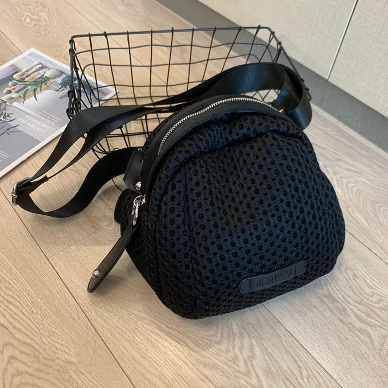 Women Small Casual Nylon Handbag Female Fabric Daily Cute Light Soft Zipper Shoulder Bag Women Leisure Shell Shape Messenger Bag