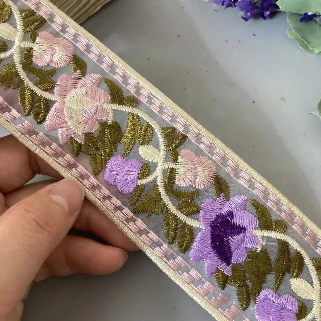 

2 Yards 5cm Purple Embroidery Water Soluble Lace Ribbon for Clothes Bag Crafts Lace Barcode Flower Fabric