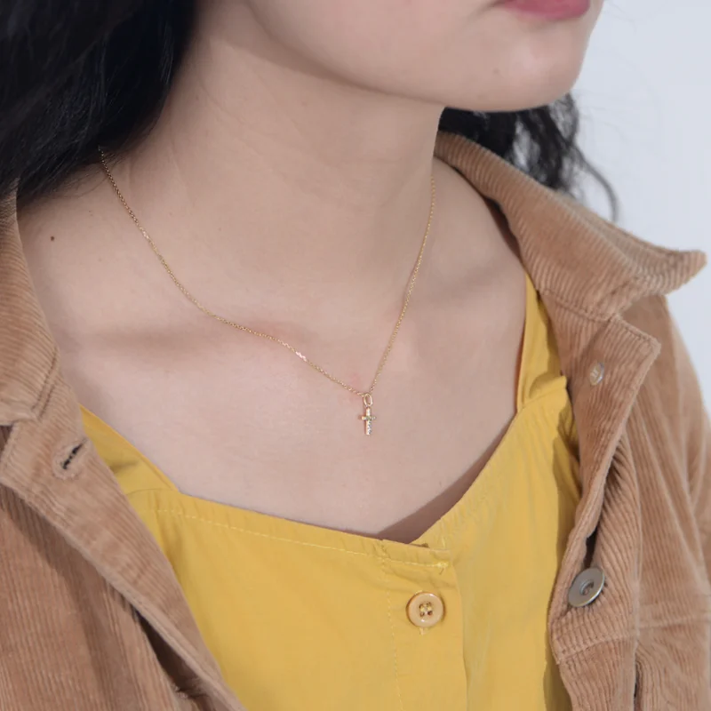 Klassische Kreuzanhänger-Halskette aus Edelstahl, geometrischer Choker, Partygeschenk für Frauen – Detail 14