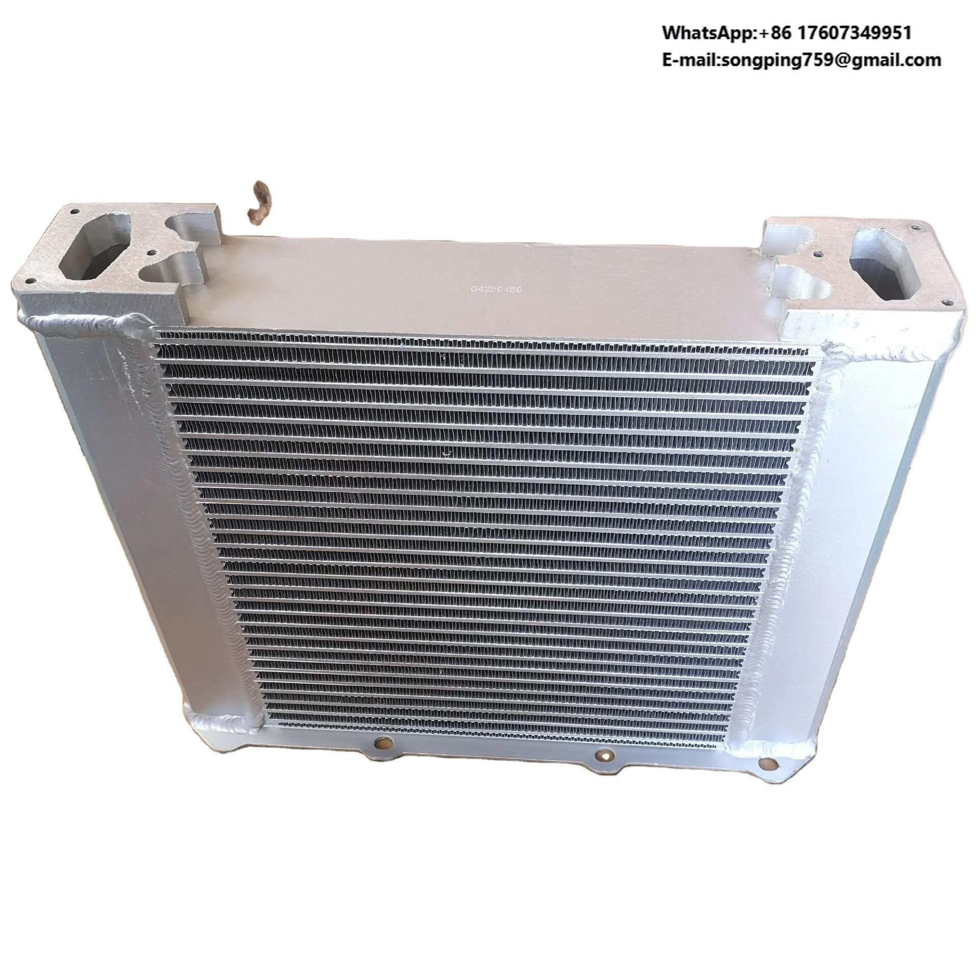 

BF4M1013C Engine Coolant Oil Cooler 04259458