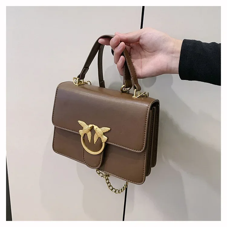 2025 Trendy Noble Explosive Women's Bag - New Versatile Design, Premium Texture Chain, Popular Underarm Crossbody Bag