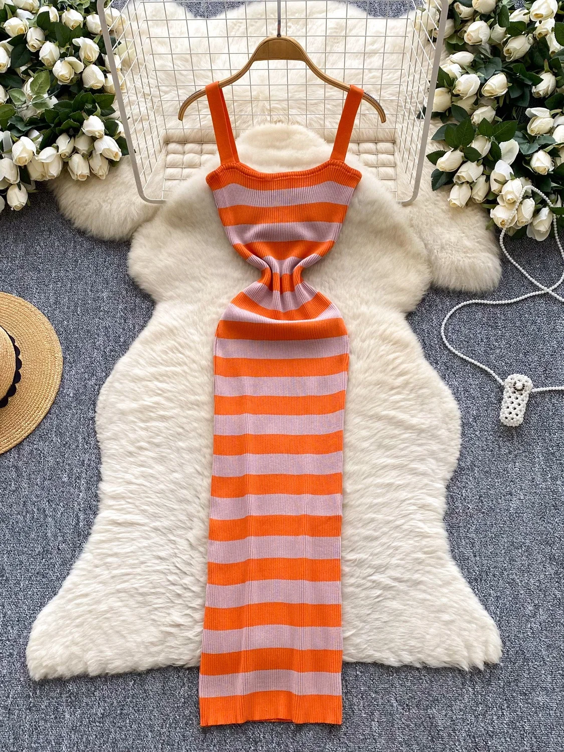 เสื้อถักลายทาง Dopne สำหรับผู้หญิง ทรงสลิม สวยงาม ดูดี มีเสน่ห์ ยาวแบบเดรสสไตล์เกาหลี เอวสูง ทรงเอไลน์...