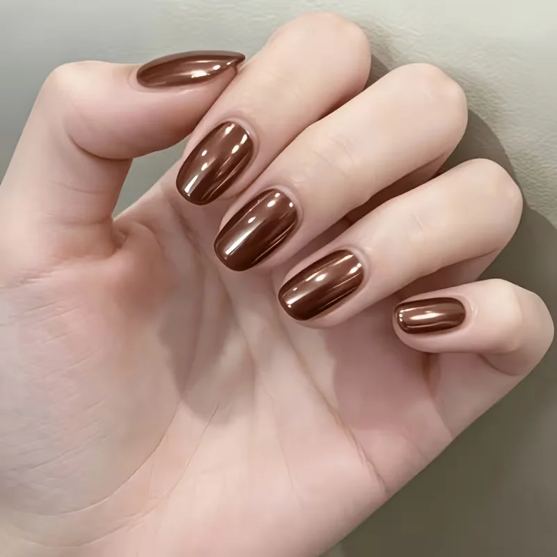 Xiaoks Pearlescent Maillard Brown Nail Polish, Pearlescent Fine Shimmer Texture, High Saturation Color, Mirror-Like Shine, Quick-Drying, Fast Film Formation, No Need for Baking or Uv Light, Low-Odor Formula, Smooth Application, Does Not Bleed Easily, Even Color Coverage, Strong Coverage, a Must-Have for All Seasons, Suitable for Daily Commuting, Dating, Vintage Outfits, Home DIY Nail Art, Enhances Complexion, Creates a Gentle Vintage Atmosphere, Solid Color Nail Polish.