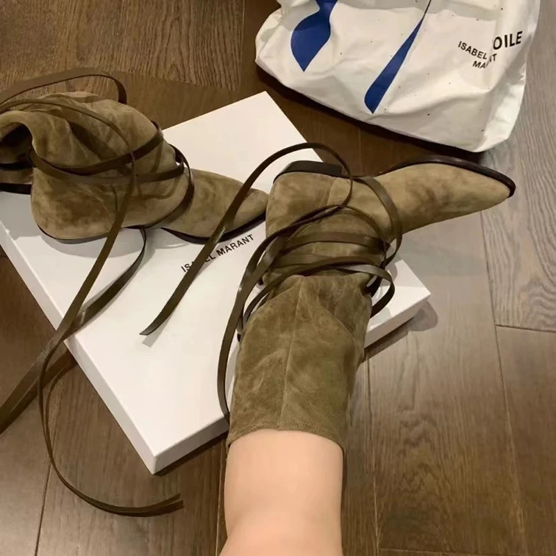 

Women Suede Daily Botas Green Cross-Tied Spring Autumn Woman BootsMed-Calf Large Girth Boots Woman Slip On Simple Pleated Shoes
