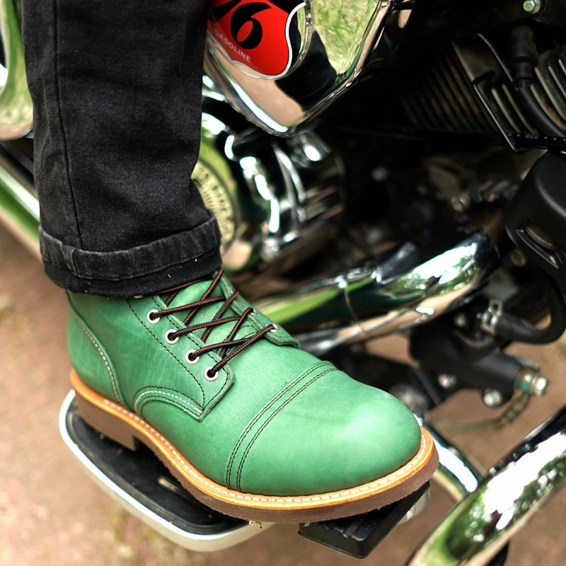 

Goodyear-Welted Vintage Genuine Leather Ankle Motorcycle Boots Top Quality Wings Round Toe Men Casual Dress Work Red Green Boots