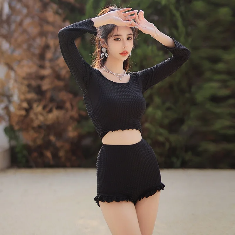 

2024 Split Three Pieces Swimsuit Women's Long-sleeved Conservative High-waisted Asian New Ins Fashion Hot Spring Swimming Suit