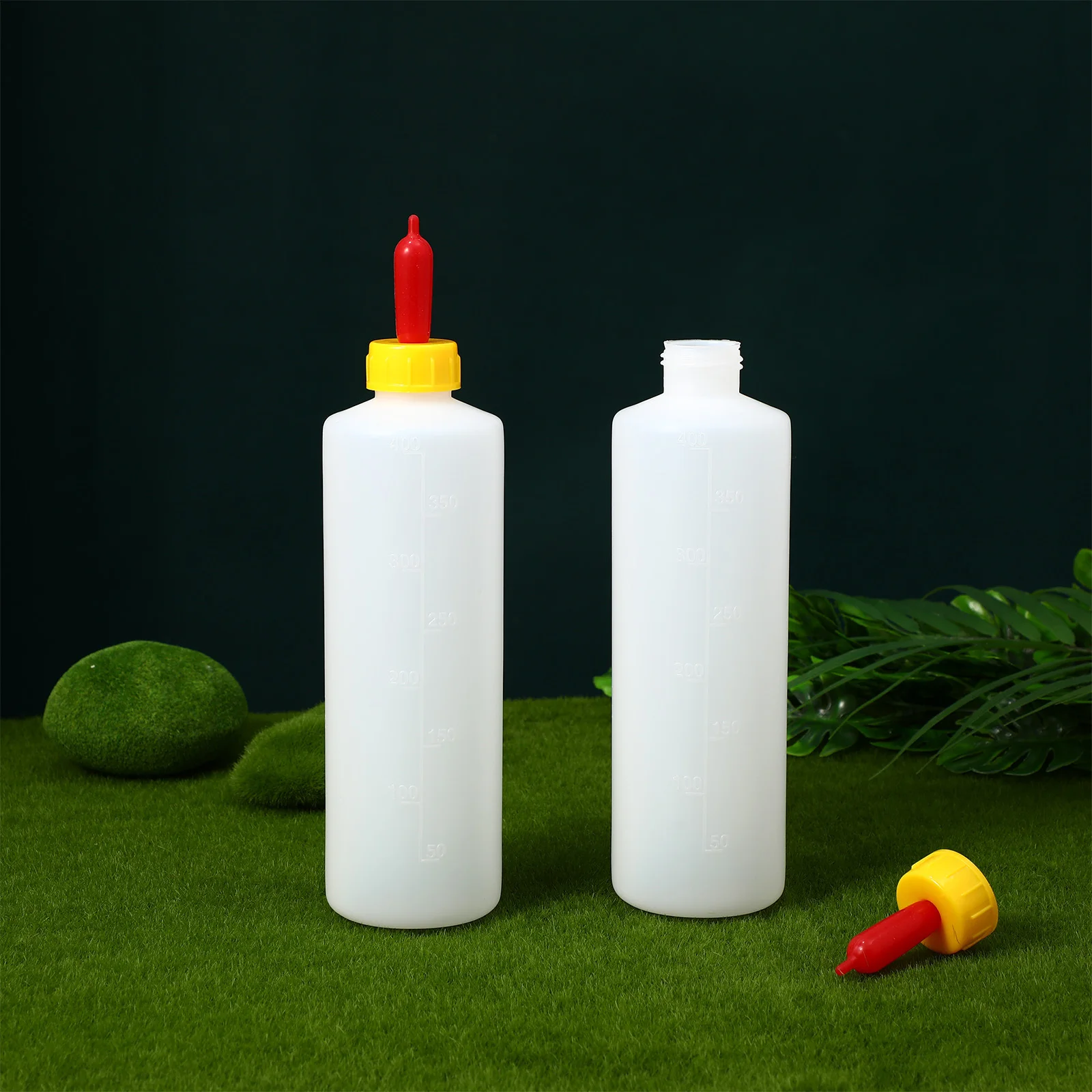 

1Set Lamb Feeding Bottle 400ml Capacity Durable Animal Nursing Tool for Calf Goat Lamb Young Livestock Lamp Milk Feeder