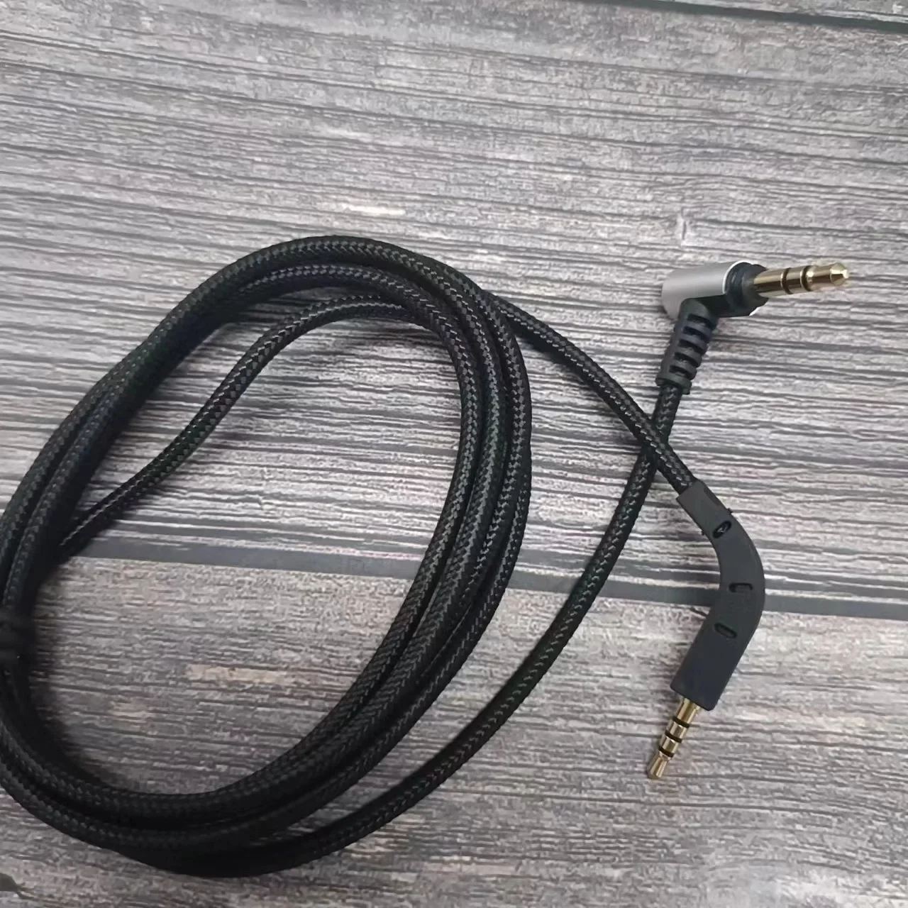 

Plug and Play High quality audio cable For Bowers&Wilkins B&W P5 P9 P7 Headset 3.5mm to 2.5mm plug Weaving without wheat thread，