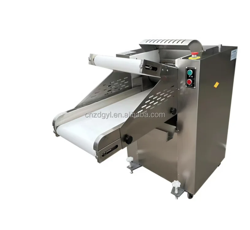 آلة وموزعة الفطائر المستخدمة مع الدقيق كغلاف عجينة المواد الخام، ماكينة ضغط عجين البيتزا التجارية على الطاولة