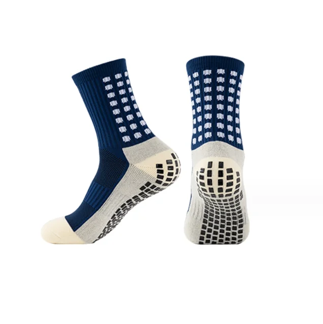 3 pairs of football socks image 3