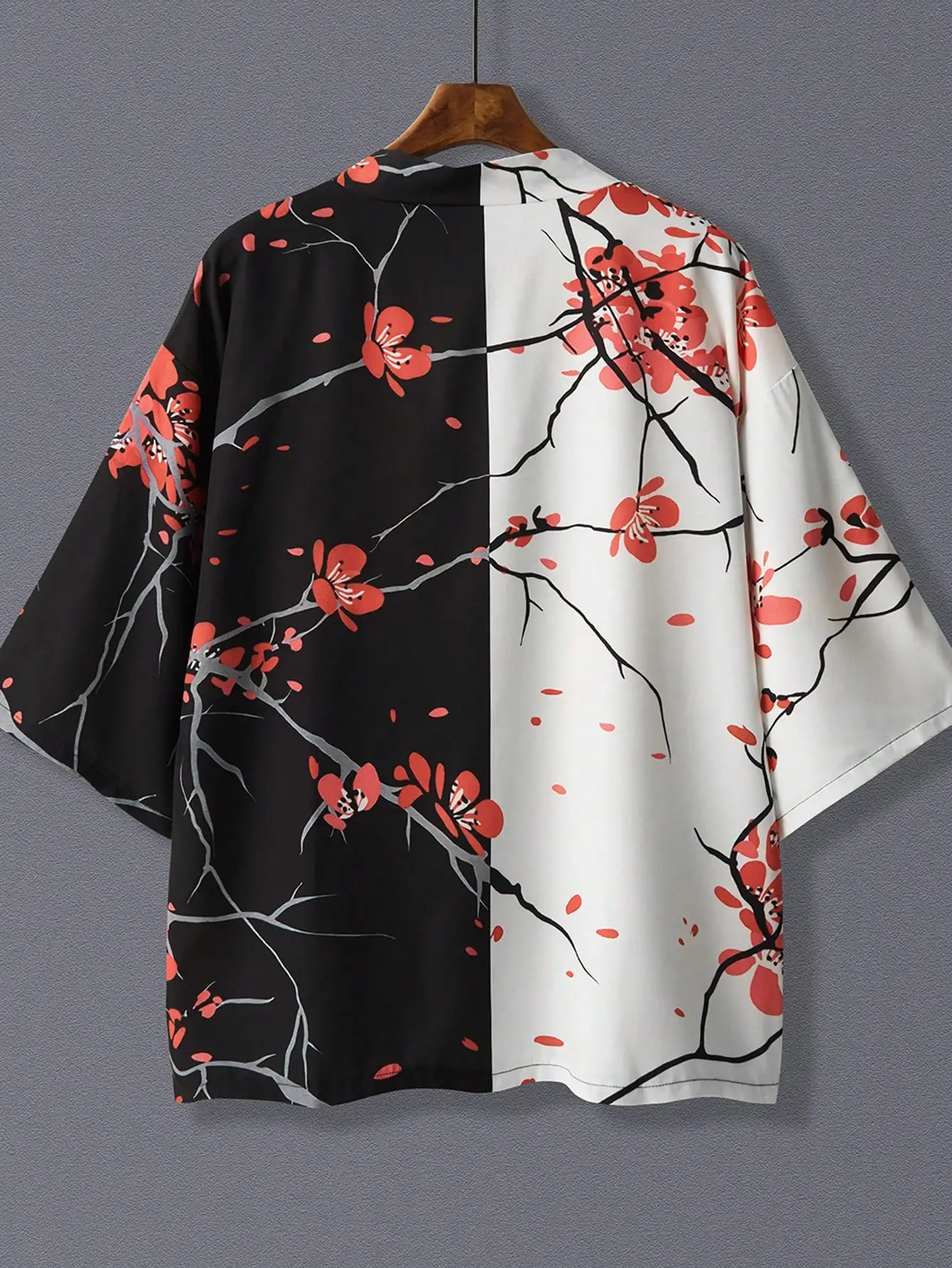 Ethnic style fashion casual retro plum blossom black and white print Japanese gauze cardigan European and American men and women