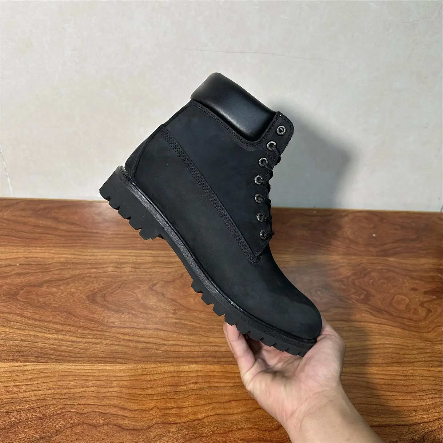 

Прогулочные и походные ботинки унисекс. Нескользящие кроссовки для ходьбы. Удобные многофункциональные кроссовки для походов. Спортивные кроссовки.