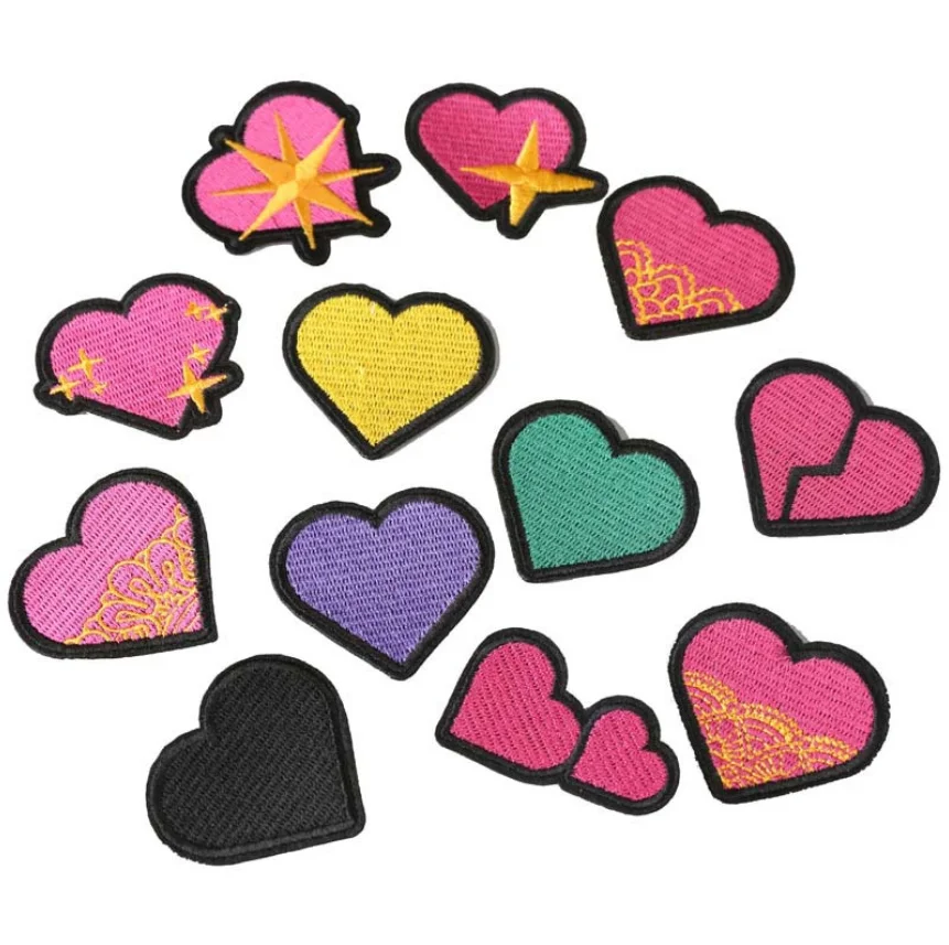 10 stuks Candy Hearts Borduurpatches Geborduurde Kleding Hoed Tas Schoenreparatie Materiaal Telefoon Geschenkdoos Decor DIY Accessoire