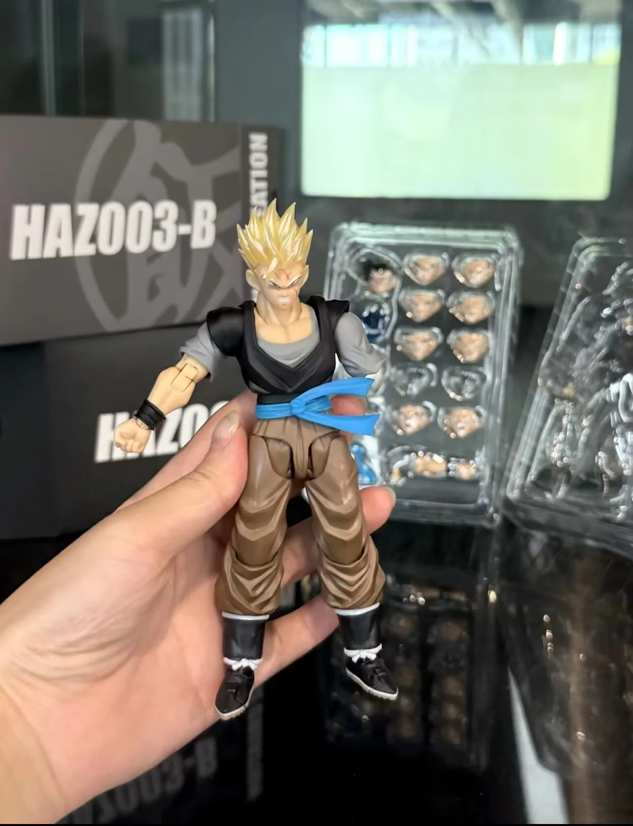 In Stock HA TOY HM AIR Studio One Armed Future Gohan Action Figure Dragon Ball Z Figure HAZ001 HAZ002 HAZ003 One Armed Future - view 3