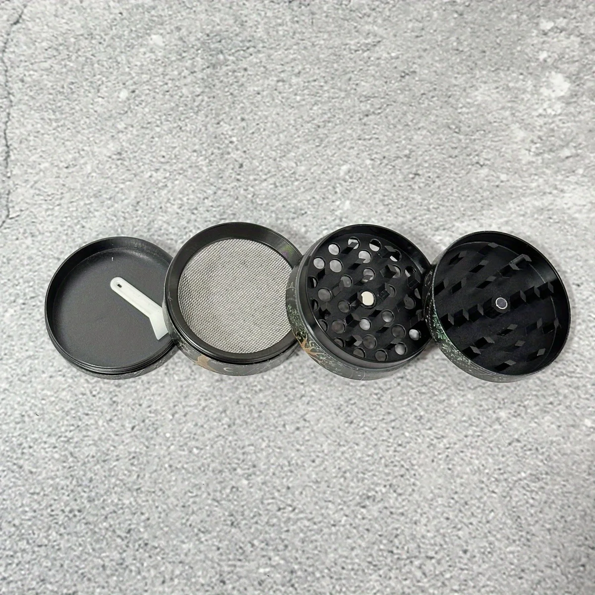 1.6/2/2.5inch Tree Life Metal Herb Grinder Mill Mortar 4-Layers Tobacco Vanilla Bud Grinder Grass Cigar Smoking Cigarette Tool