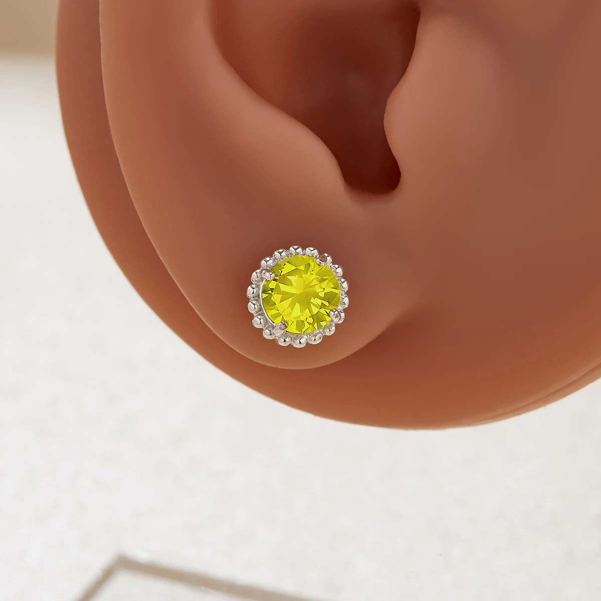 Round Halo Dayglow Neon Yellow Fluorescent Studs Earrings Lumogarnet Solid 925 Sterling Silver Earrings Crystal Gems6310070