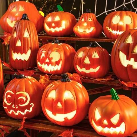Glow in the Dark Halloween Pumpkin Lamp