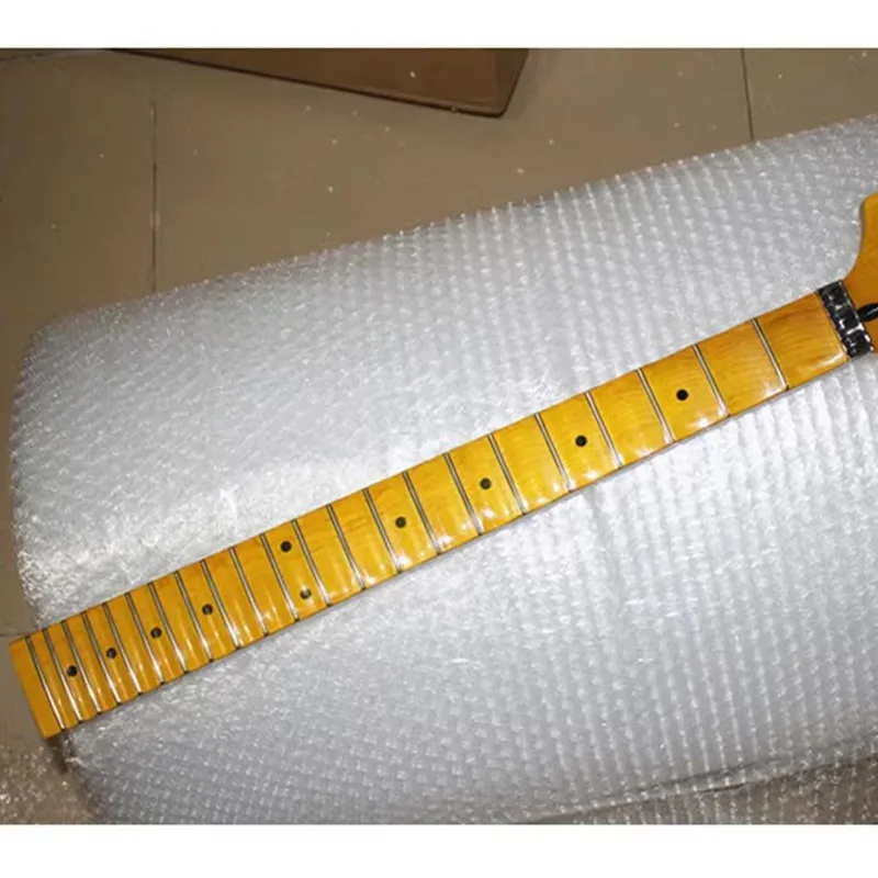 22-Bund-E-Gitarrenhals mit umgekehrter, großer Kopfplatte aus Ahorn, Ahorn-Skalpellgriffbrett, Musikinstrumentenzubehör – Detail 3