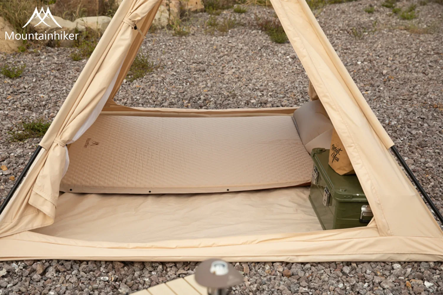 Selbstaufblasende Luftmatratze für Outdoor-Camping, Eierkarton-Schaumstoff-Schlafunterlage, feuchtigkeitsbeständige Bodenmatte für Zelttouren in der Wildnis – Detail 2