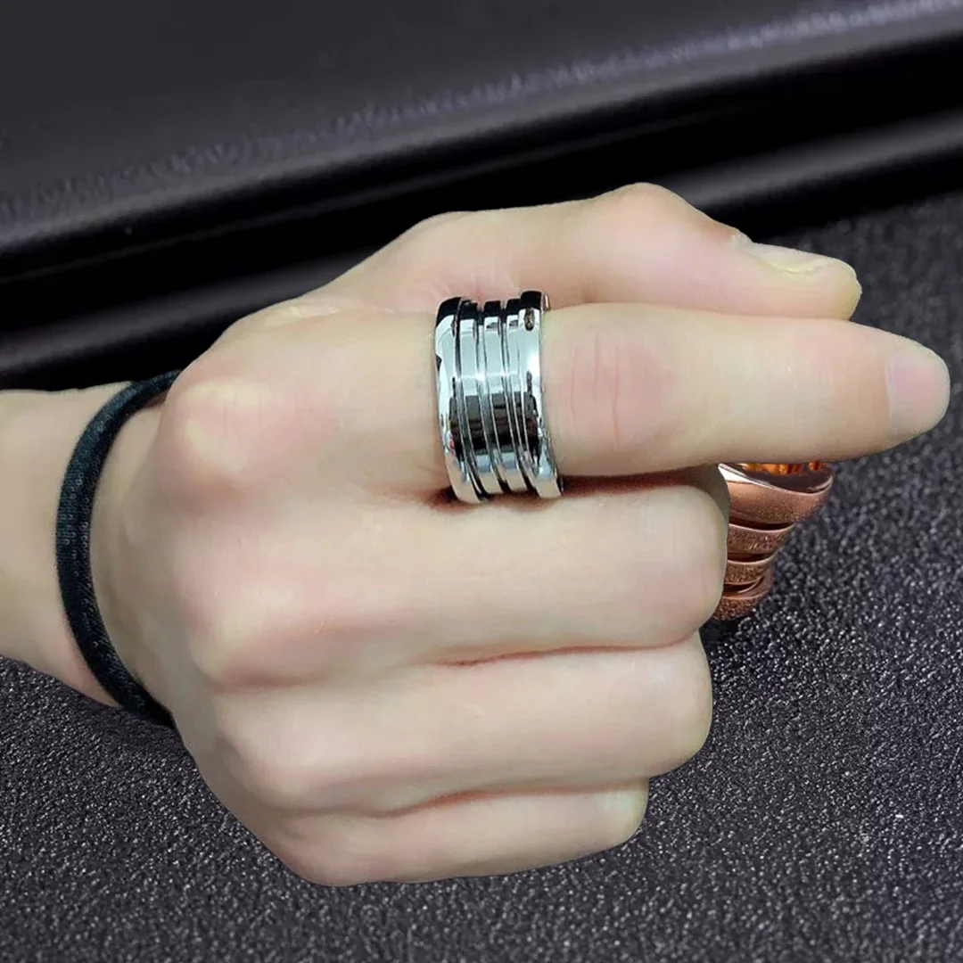 New Titanium Steel Spring Men'sAnd Women's Rings, High-End luxury Jewelry. Favorite Party gifts For Both Men And Women