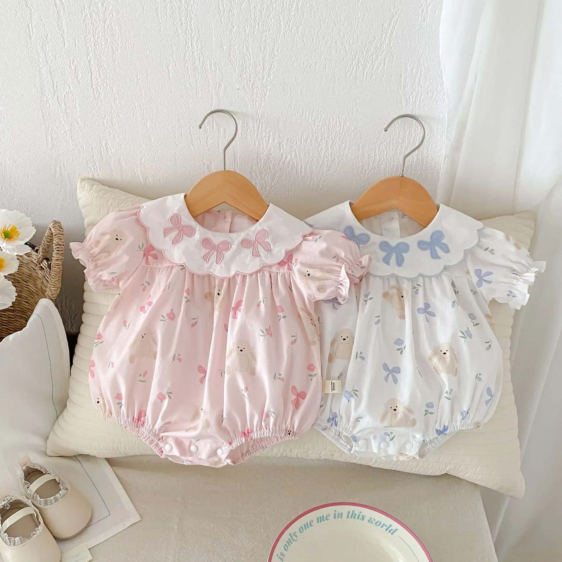 Summer Baby Girl Clothes Infant Floral Bodysuit 2024 Korean Sweet Short Sleeve Cotton Bow Print Toddler One Piece