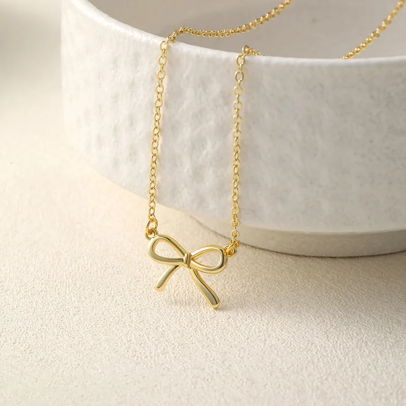 قلادة أنيقة على شكل فيونكة على شكل عقدة على شكل فيونكة مناسبة لعيد الحب وحفلات الزفاف والحفلات ومجوهرات الارتداء اليومي