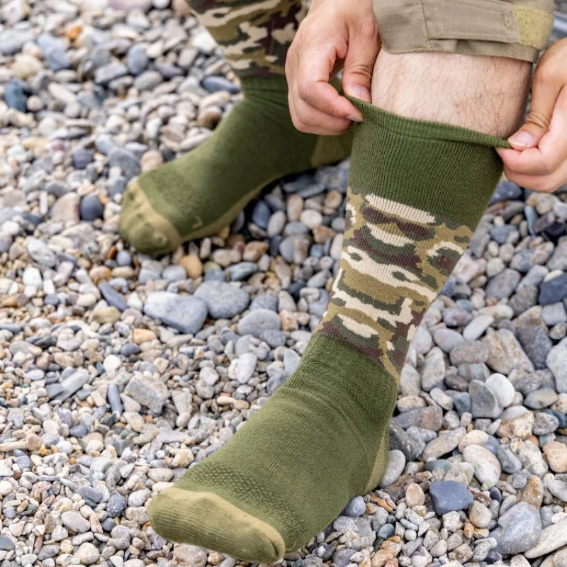 

5 пар камуфляжных тактических спортивных носков, мужские хлопковые дышащие толстые износостойкие уличные походные тренировочные чулки, размер 39-46
