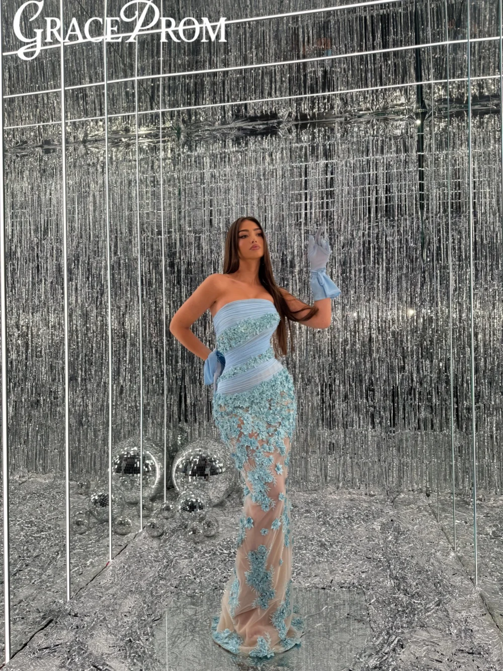 

Blue Floral Embellished Mermaid Evening Dress Strapless Sheath Long Wedding Party Gown 2026 Customized Glamorous Red Carpet Gown