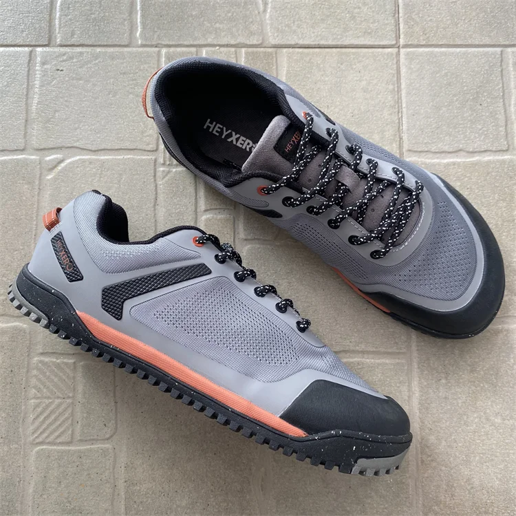 Hot must-have New lightweight comfortable breathable unisex hiking shoes running shoes very good walking shoes