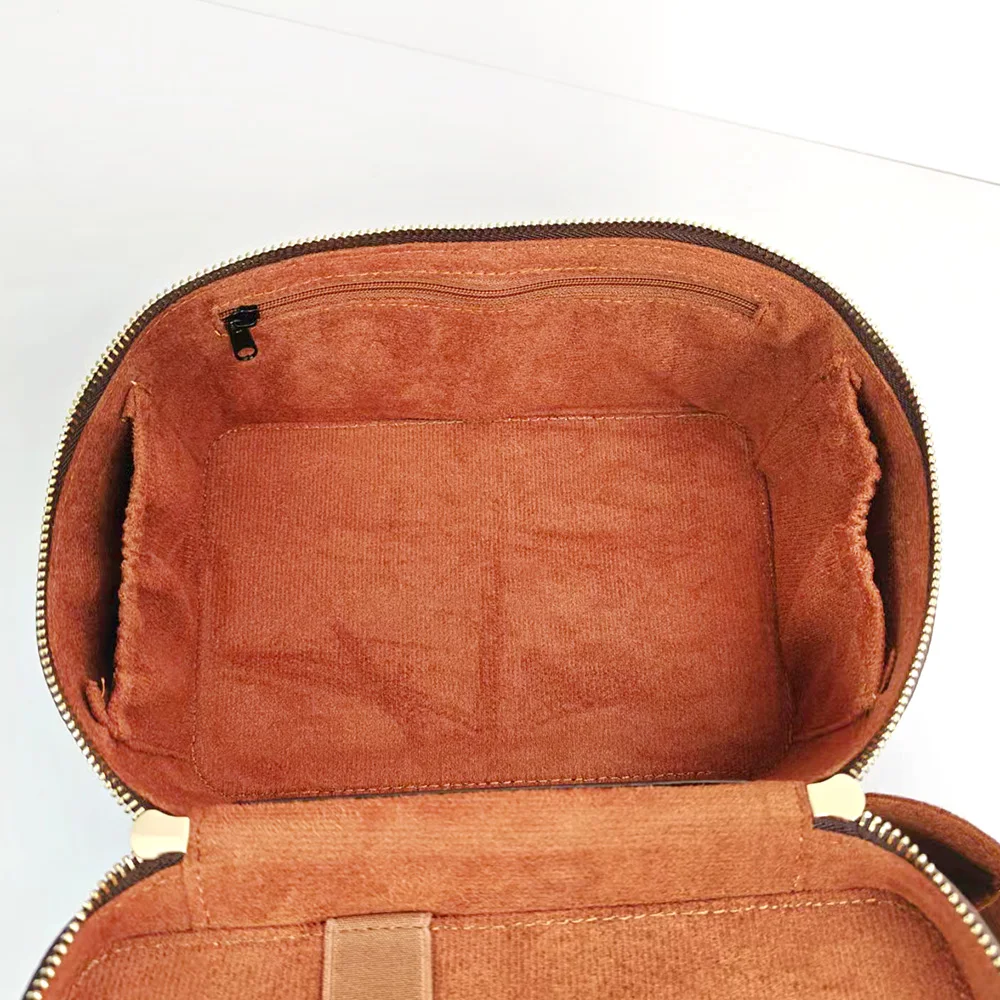 Kosmetiktasche mit individuellem Namen für Frauen, großes Fassungsvermögen, Kulturbeutel, Tasche für Reisen, tragbar, handgehalten, Make-up-Organizer aus Leder – Detail 9