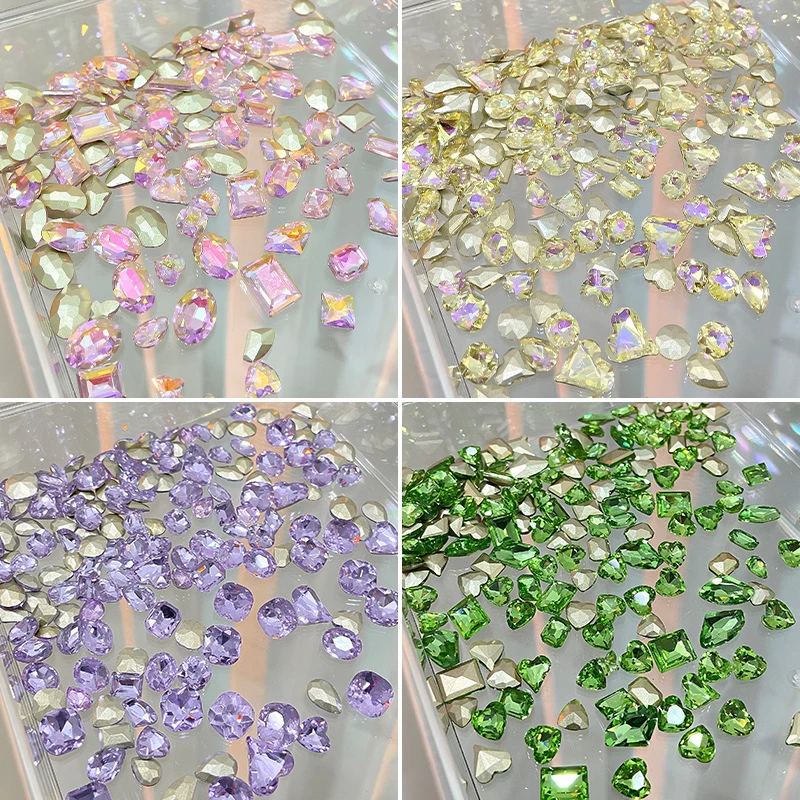 เพชรตกแต่งเล็บ 20 ชิ้น ขนาดและรูปทรงต่างๆ คริสตัลแก้ว 3 มิติ รูปหัวใจ รูปหัวใจบิด ประกายวิบวับ ชาร์ม จิวเวลรี่