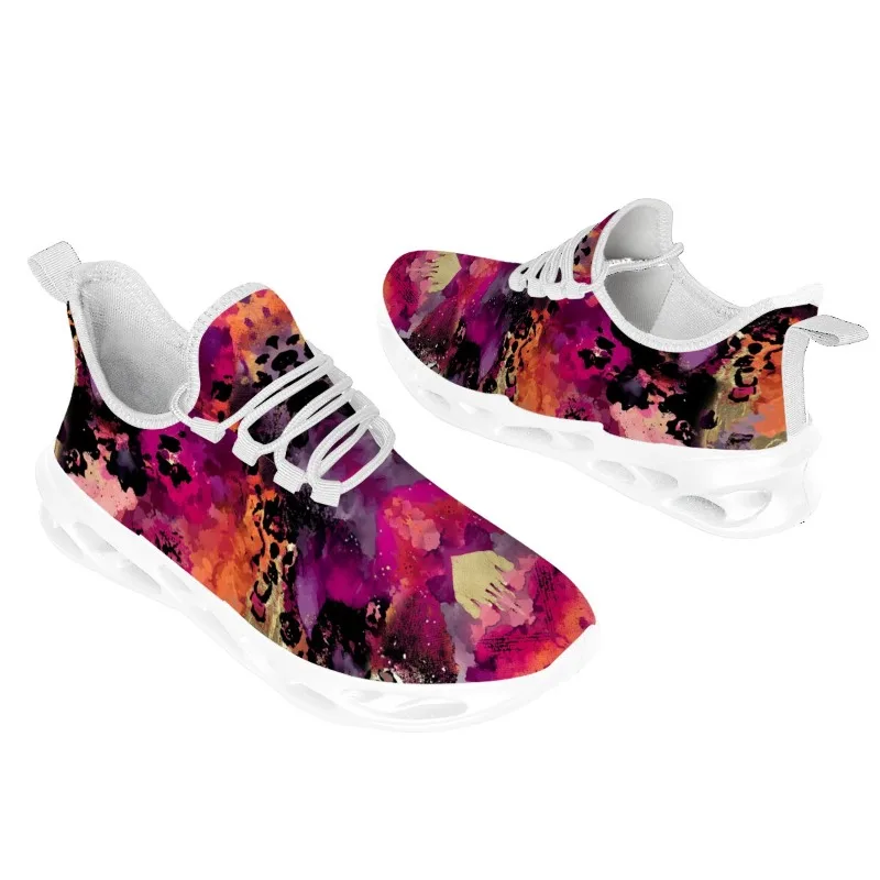 

Мужская повседневная спортивная обувь в стиле отпуска, сверхлегкая сетчатая поверхность, уличные кроссовки на мягкой подошве для бега на весну и лето