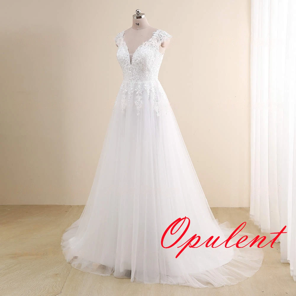 Aangepaste temperament witte tule trouwjurk hoge kwaliteit V-hals kapmouw bruidsjurken kapel trein rits terug jurk