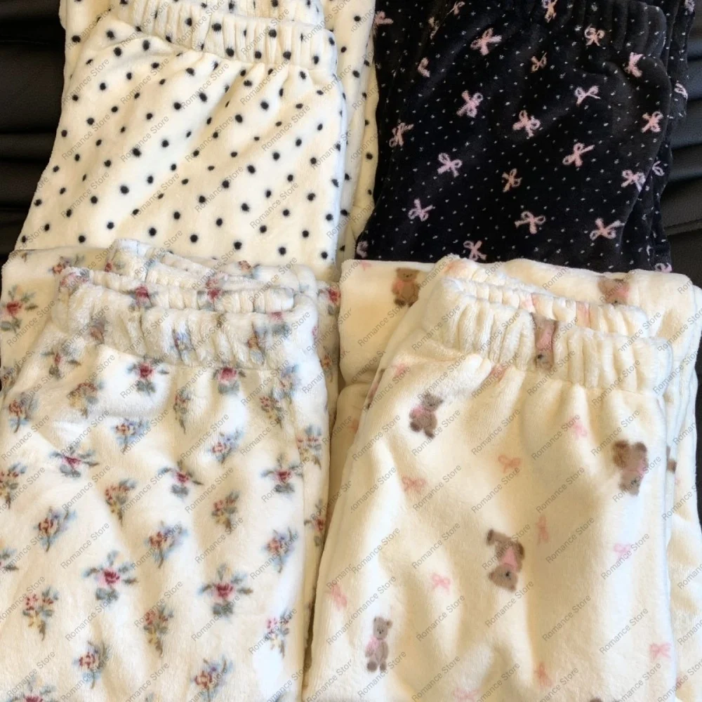 

2026 Женские фланелевые пижамные штаны. Новые фланелевые прогулочные штаны в корейском стиле и теплые спальные штаны на осень и зиму. Брюки.