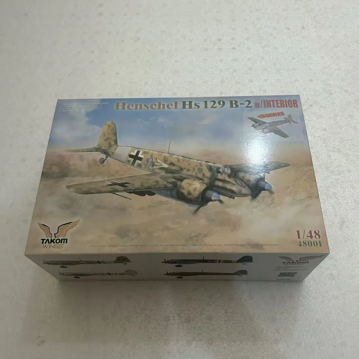 

Henschel Hs129B-2 со штурмовиком INTERIOR TAKOM 48001, комплект модели 1/48, военная модель