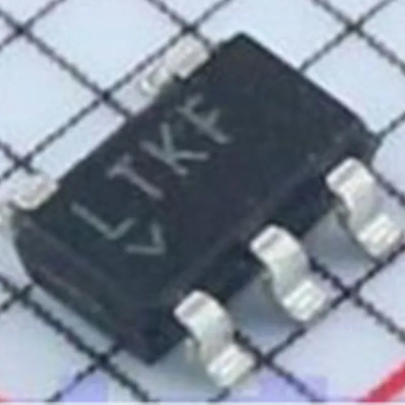 

50pcs / lot LT1617ES5 SOT23-5