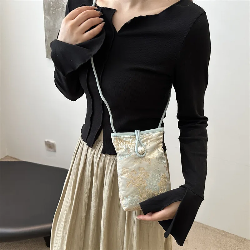 

2024New Style National Style Cell Phone Small Bag Women's Bag Small Niche Shoulder Messenger Bag Change