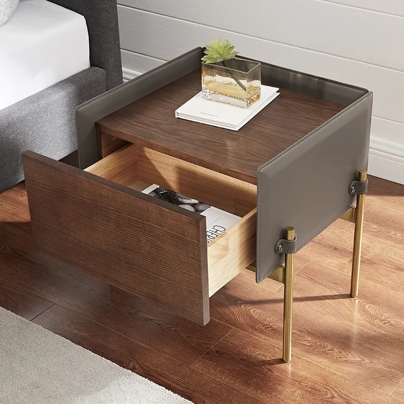 In Stock Nordic Lamp Modern Wheels Bedside Table With Wireless Charging