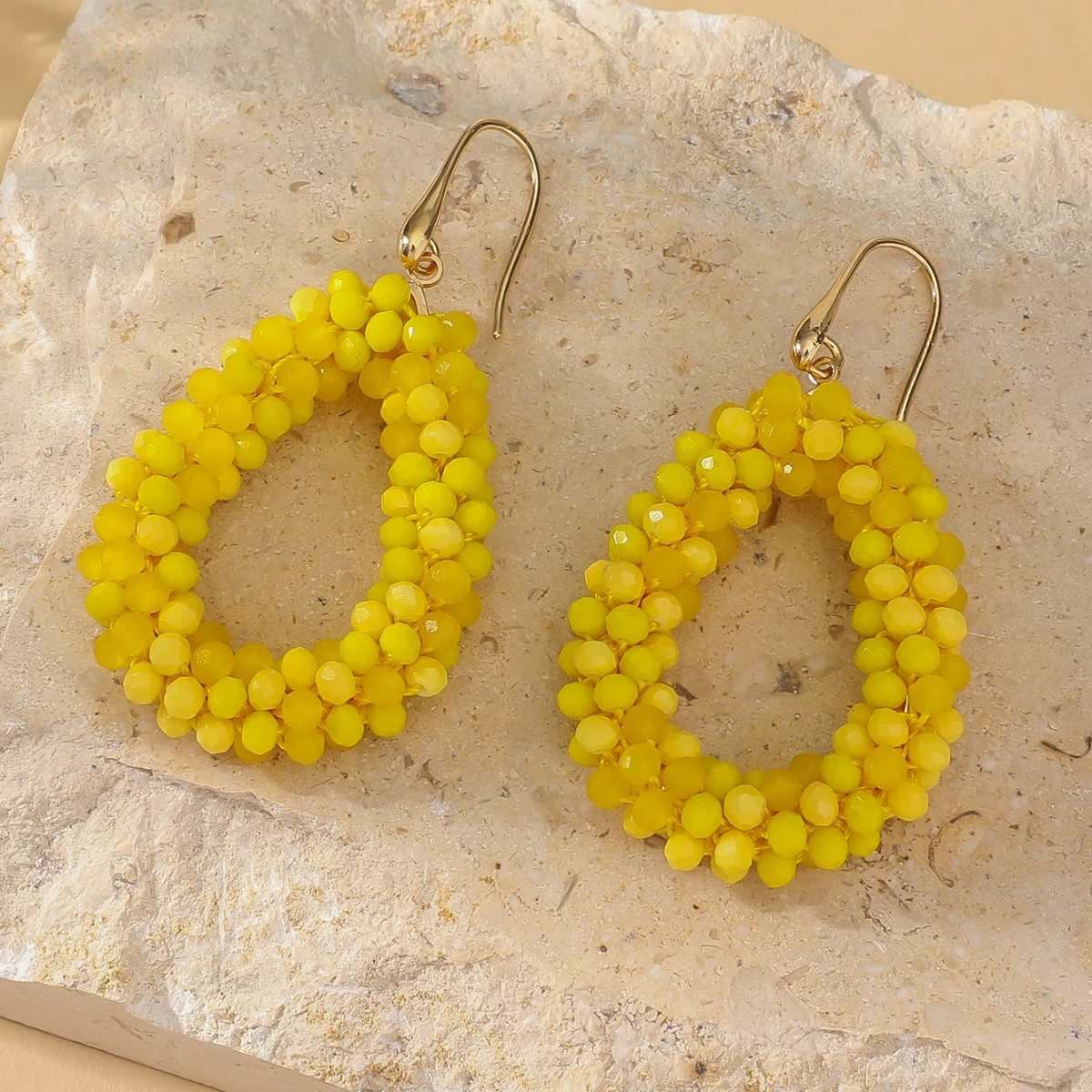 Boho stijl veelkleurige waterdruppel oorbellen voor vrouwen elegante handgemaakte kristallen kralen hangende oorbellen zomer strandfeest sieraden