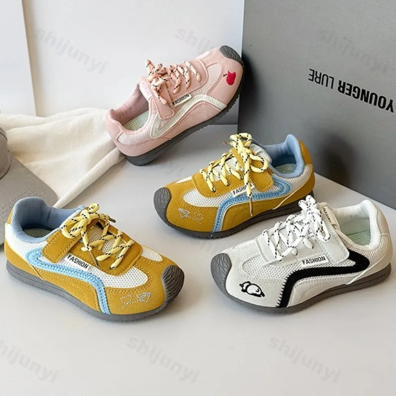 

Children's Mesh Breathable Low Top Casual Sports Shoes 2025 Autumn New Girls' Fashion Trend Versatile Comfortable Flat Sneakers