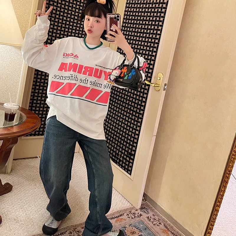 

Джинсы VIMAS Classic Sle: комфортные, модные, всесезонные, с высокой талией, прямого кроя, специального цвета.