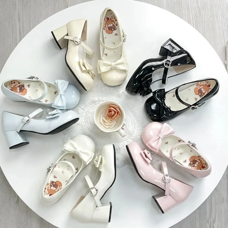 Women Shoes Fashion Patent Leather Shallow Mouth Single Shoes Thick Heel Small Leather Shoe Sweet Style Bow Jk Lady Lolita Shoes