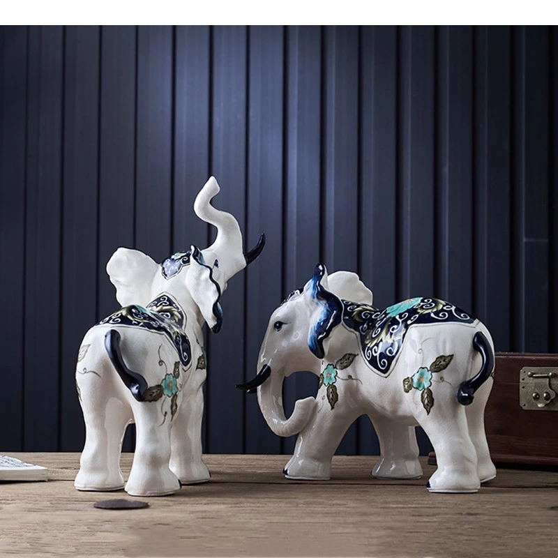 Chinese Blue and White Elephant Simulation Animal Ornaments Ceramic Crafts Vintage Porcelain Sculpture Decorative Figurines