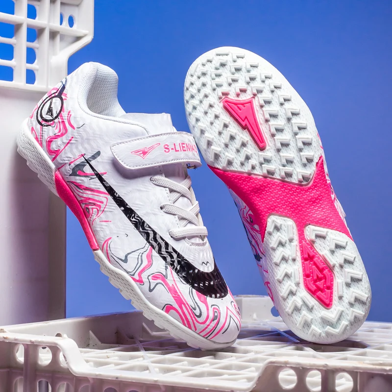 

New Kid Boys Soccer Shoes Match Ultralight Professional Football Boots Non-Slip TF Sneakers Comfortable Sports Shoes Unisex