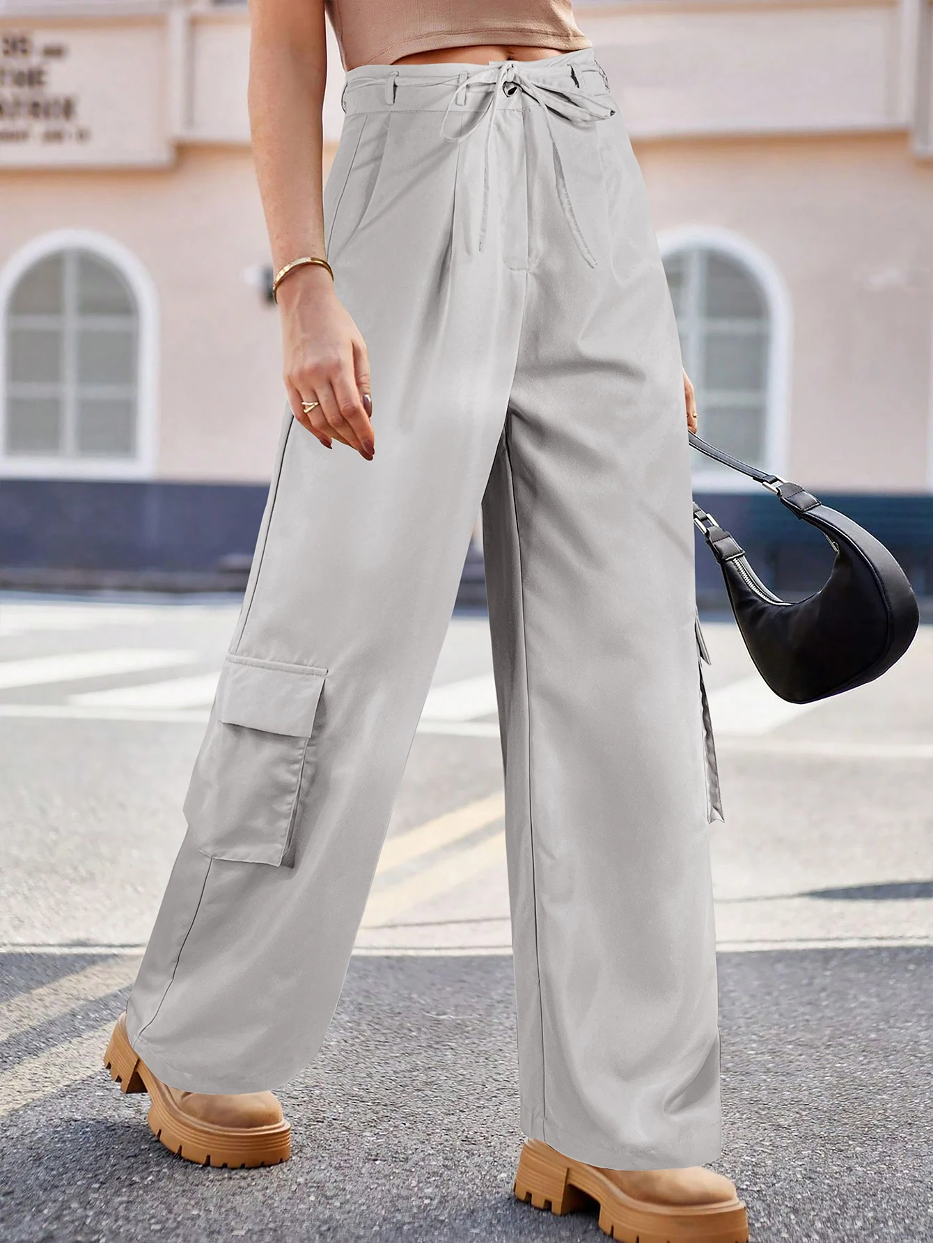 Mono informal plisado con cordón en la cintura para mujer, pantalones con bolsillos inclinados y bolsillos con solapa de cintura alta, adecuados para uso diario