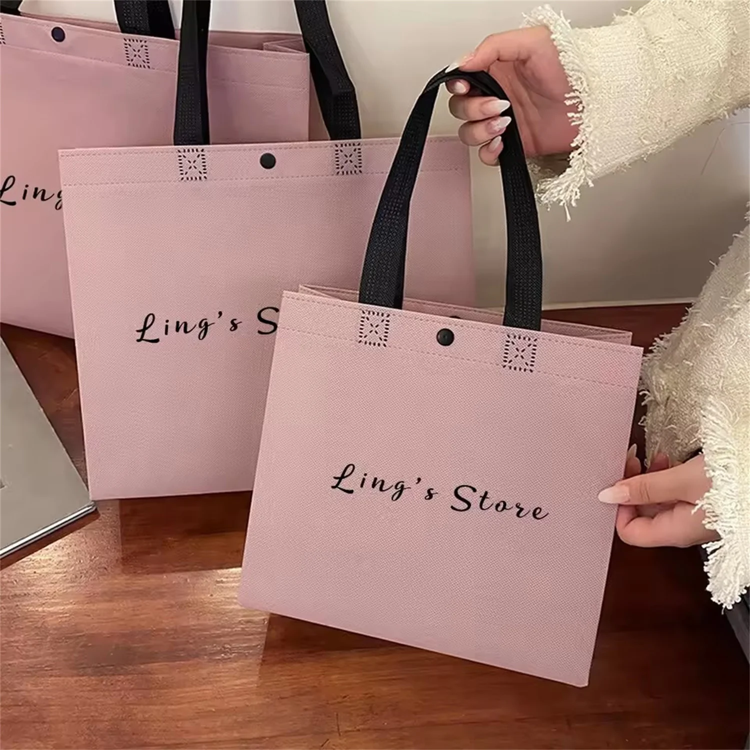 

200pcs Personalized Non Woven Jewelry Tote Bag Shopping Dress Cloth T-shirt Cosmetic Wedding Favors Gift Shoes Packaging Handbag