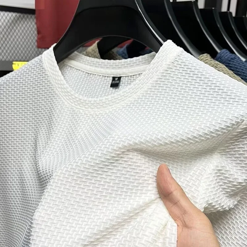 T-shirt in seta di ghiaccio a rete da uomo a maniche corte girocollo nuova camicia inferiore da uomo a maniche corte T-shirt estiva da uomo in tinta unita